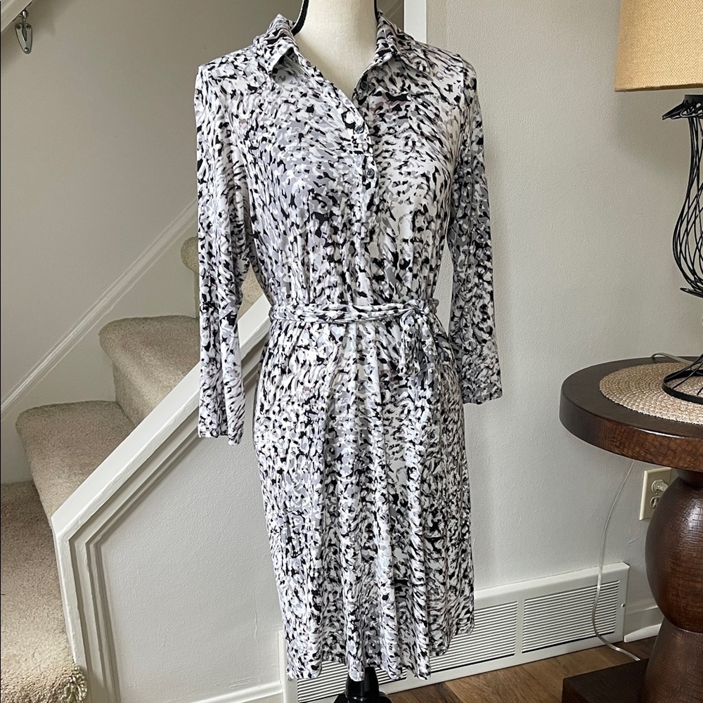 CAbi Black and White Abstract Print Jersey Knit 3/4 Sleeve Shirt Dress M - Picture 3 of 13